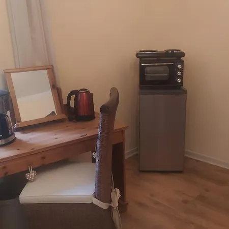 Hotel & Nur Fuer Monteure Am Norderteich