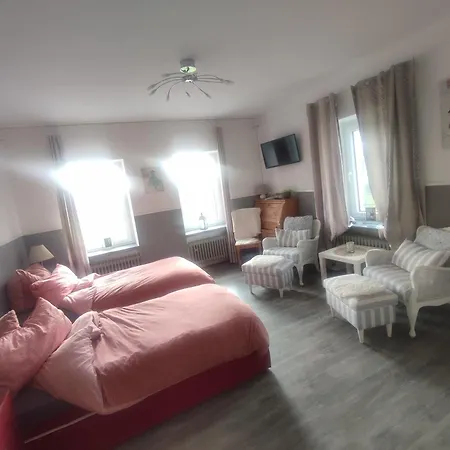 & Nur Fuer Monteure Am Norderteich Hotel Horn-Bad Meinberg