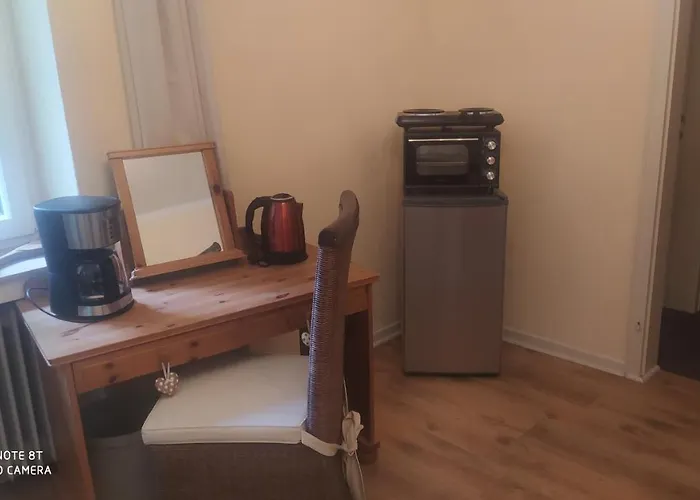 Hotel & Nur Fuer Monteure Am Norderteich