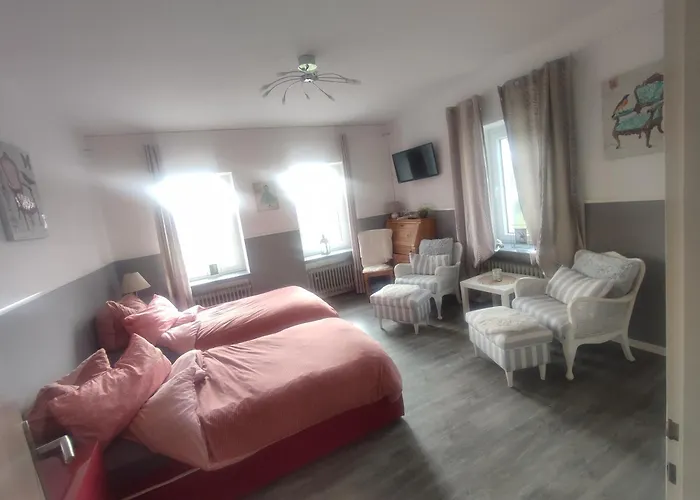 & Nur Fuer Monteure Am Norderteich Hotel Horn-Bad Meinberg